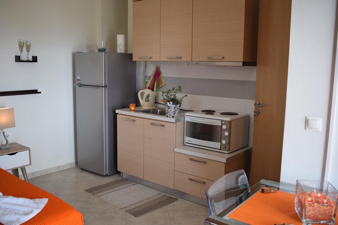 Studio Holiday Kalamata Apartment Ngoại thất bức ảnh